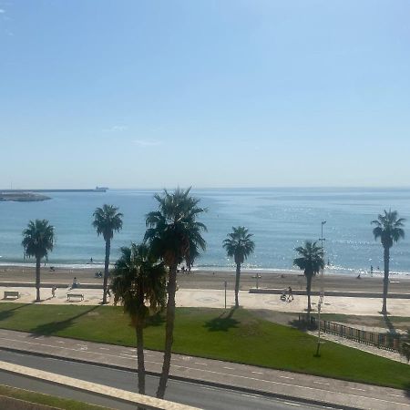 Moderno Y Completo Apartamento Frente Al Mar Malaga Exterior photo